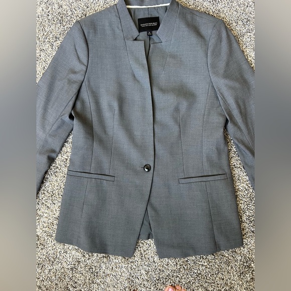Banana Republic Long and Lean Gray Women’s Blazer Size 6 - Picture 4 of 11
